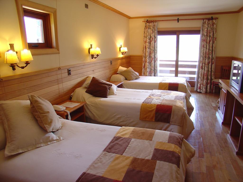 Hotel Peulla Exterior photo