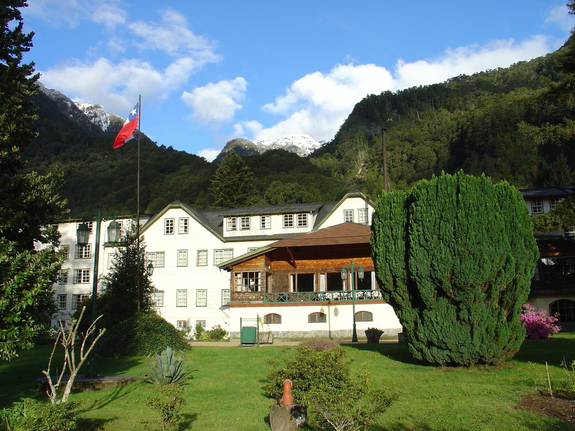 Hotel Peulla Exterior photo
